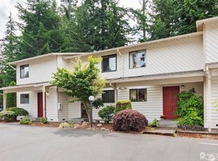 22906 Edmonds Way APT 11, Edmonds, WA 98020
