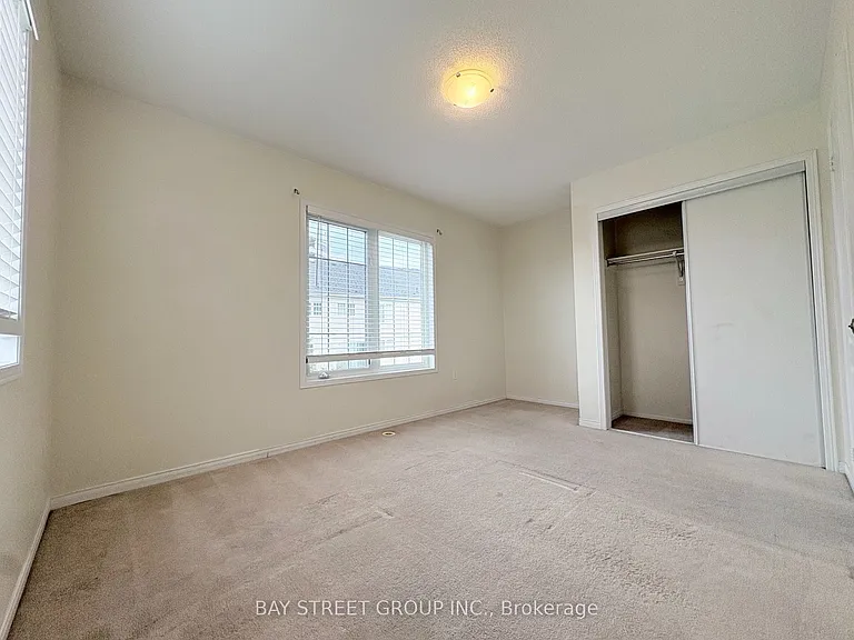 40 Mantello Dr — Photo 15