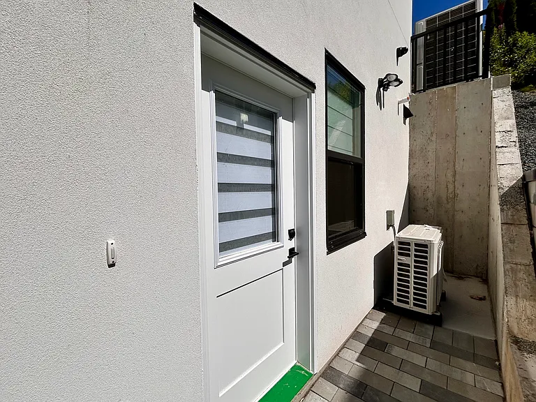 47090 Macfarlane Pl — Photo 12