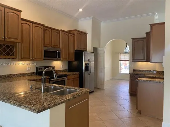 18430 NW 11th St Unit 18430, Hollywood, FL 33029