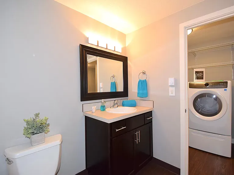 Bathroom -0 8796 sq ft floorplan - Chocolate Color Scheme