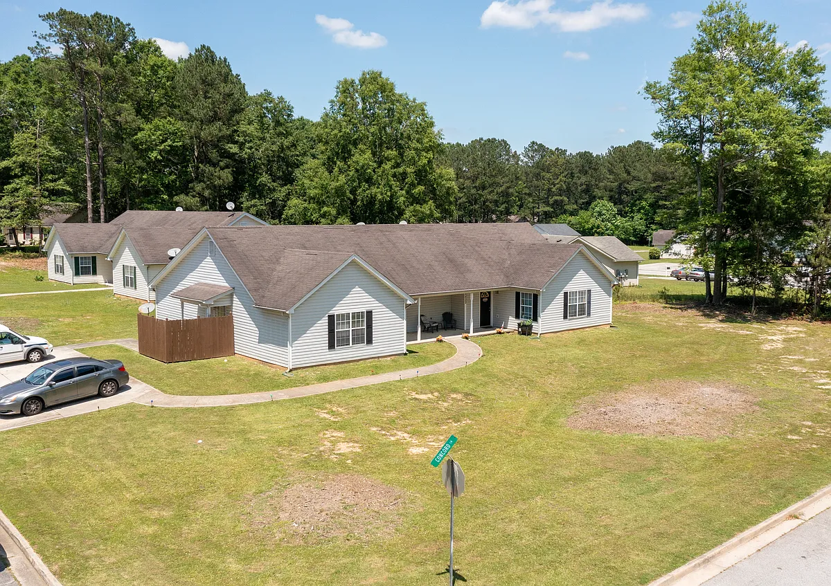 Building Photo - 8837 Freedom Way #8839