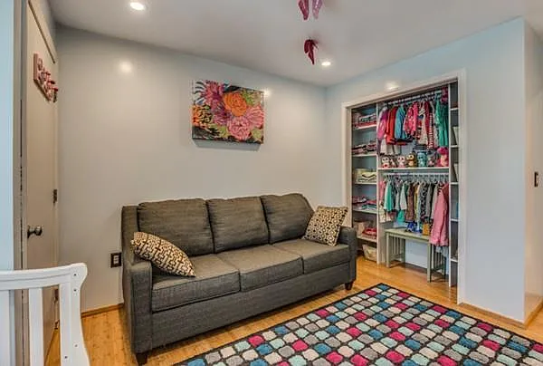 30 Chelsea St #305 — Photo 11