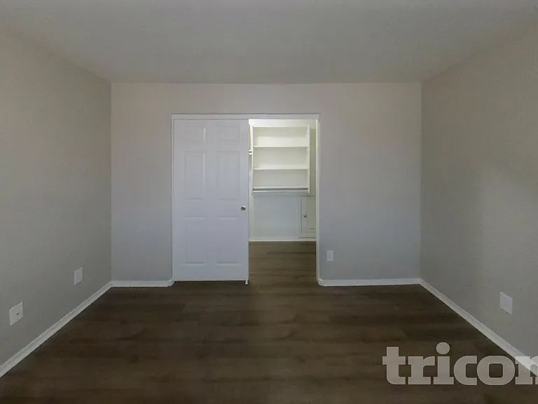44 S Greenfield Rd — Photo 10