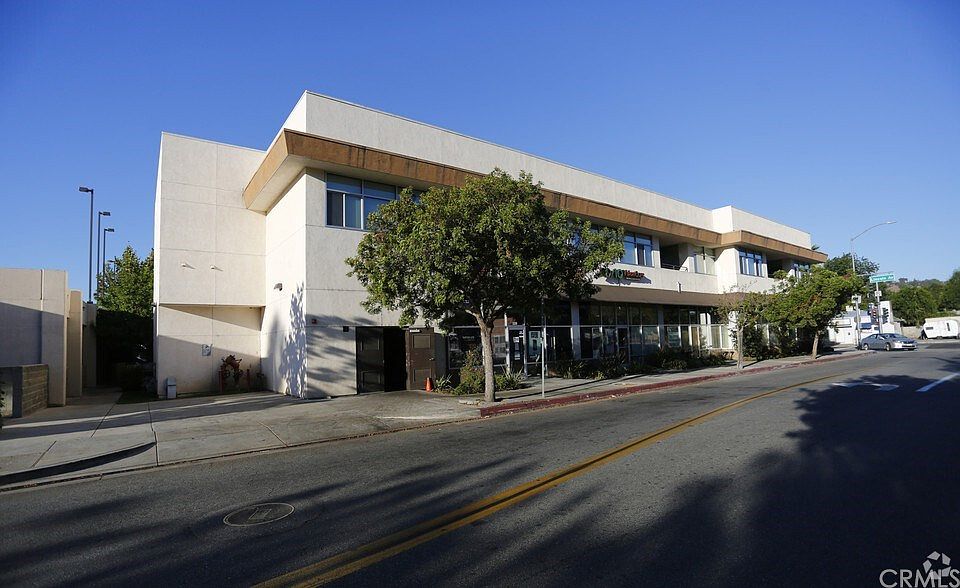 1st image of 2220 Lincoln Ave #G
