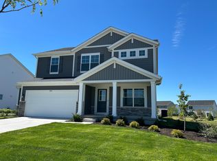3853 Angel Oak Ln, Valparaiso, IN 46385