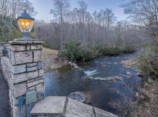 252 Wasatch Dr, Boone, NC 28607