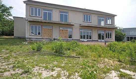 2nd image of 262 E Shore Dr