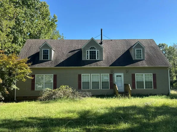 621 Sawmill Rd, Cedar Grove, NC 27231