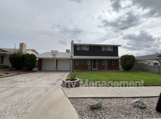 11620 Versailles Ave NE, Albuquerque, NM 87111