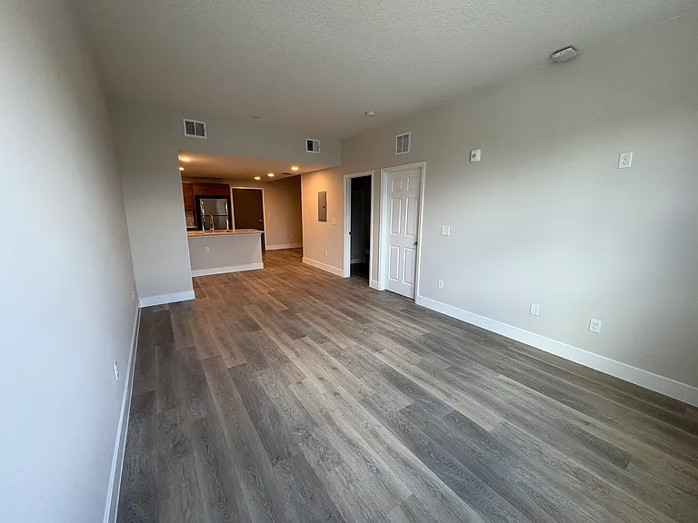 4424 S Texas Ave #112 — Photo 9