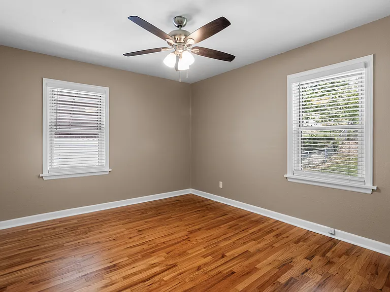 10335 Saint Henry Ln — Photo 14