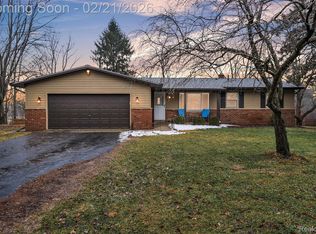 1641 Indian Rd, Lapeer, MI 48446