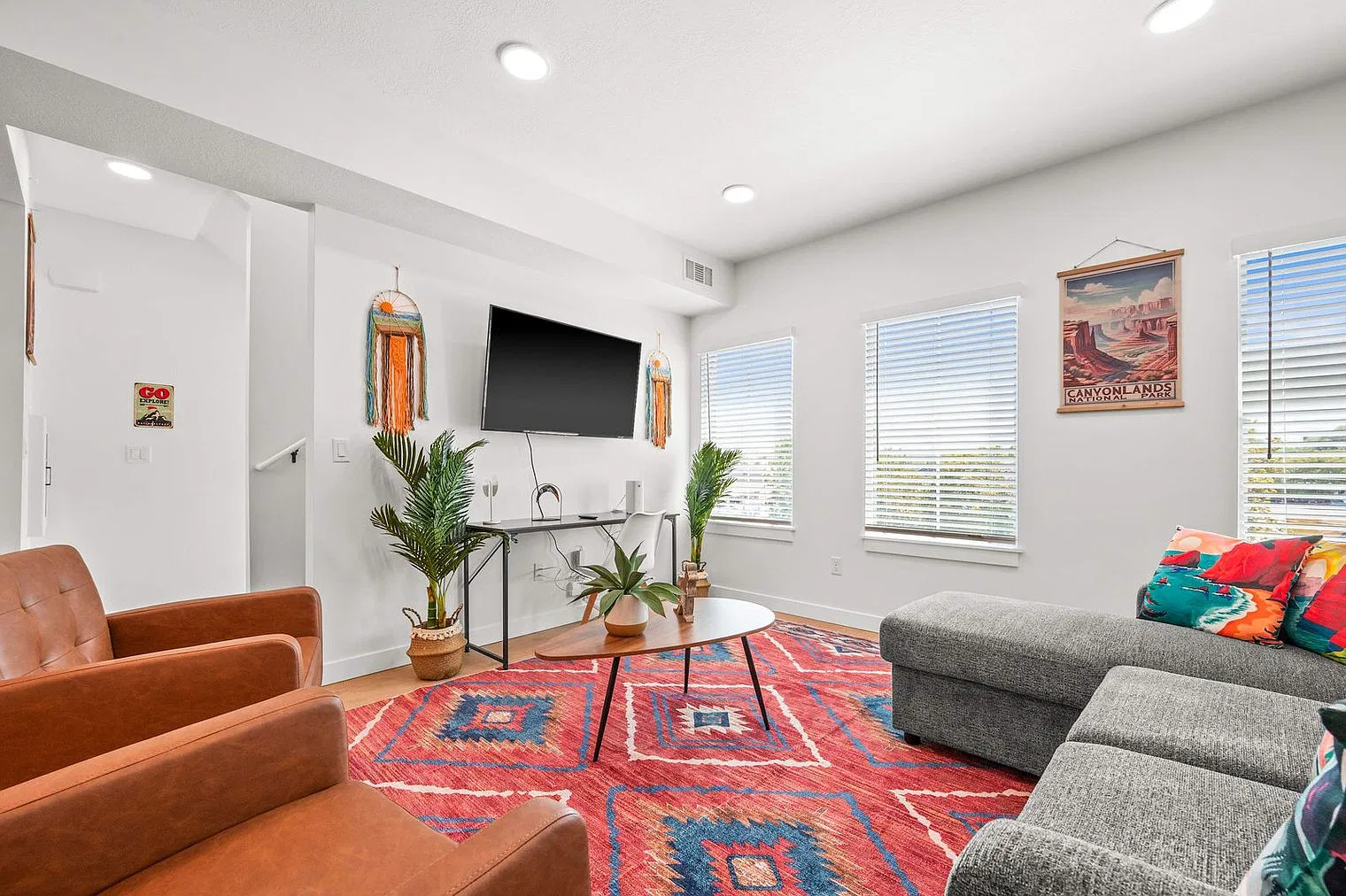 2 bed, 2.0 bath, 1496 sqft, $4,363 — Photo 3