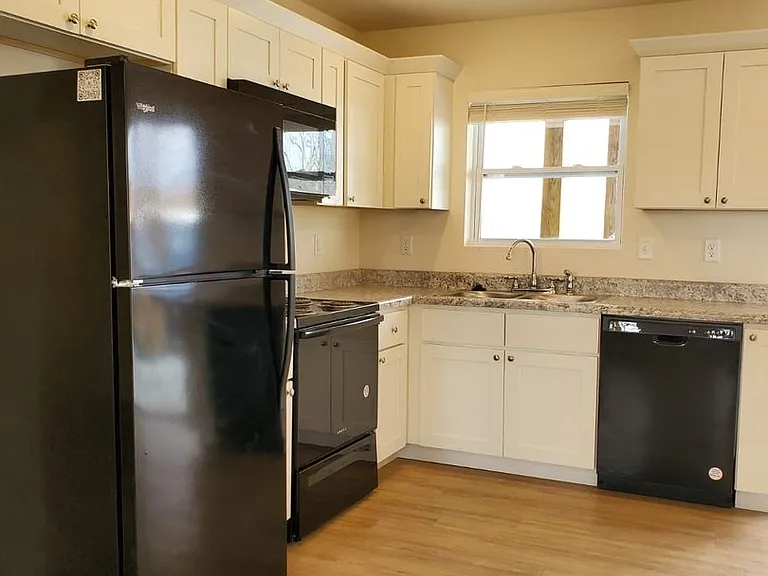 323 Cedar Cove Ln #102 — Photo 17
