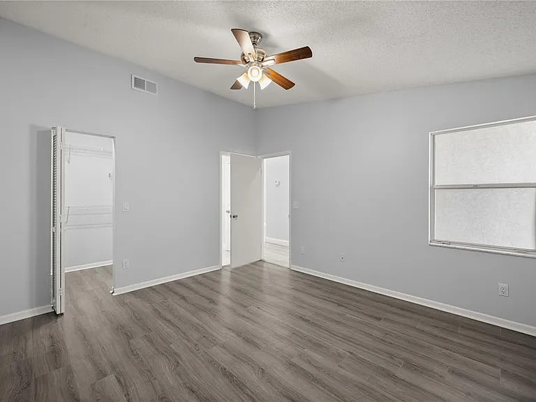 10441 SW 85th Ct — Photo 12