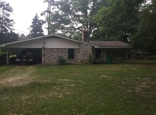 211 Hughes Rd, Winnfield, LA 71483
