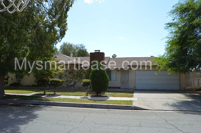 1st image of 3564 N Alameda Ave