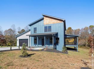 110 Scott Meadows Dr, Asheville, NC 28806