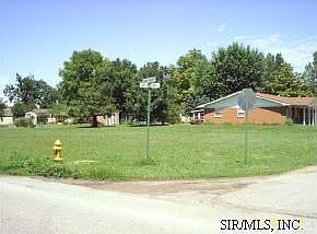 1st image of 163 Arlington Dr