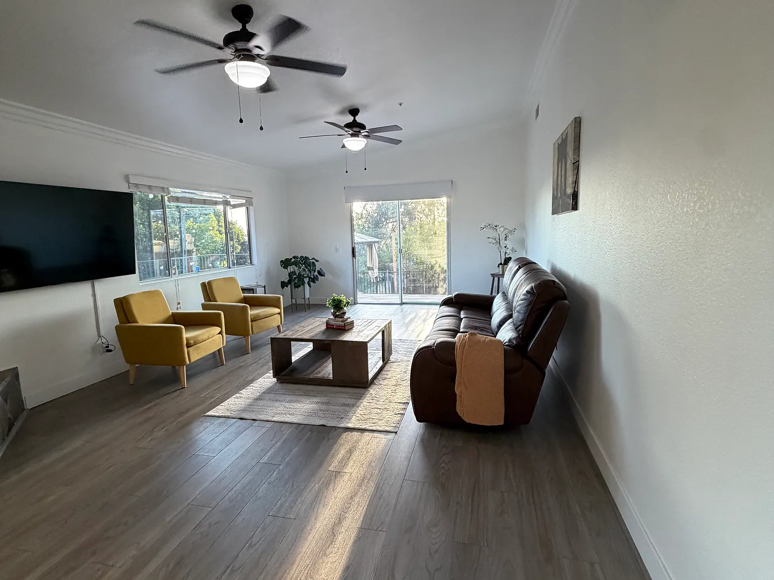3 bed, 1498 sqft, $4,850 — Photo 3