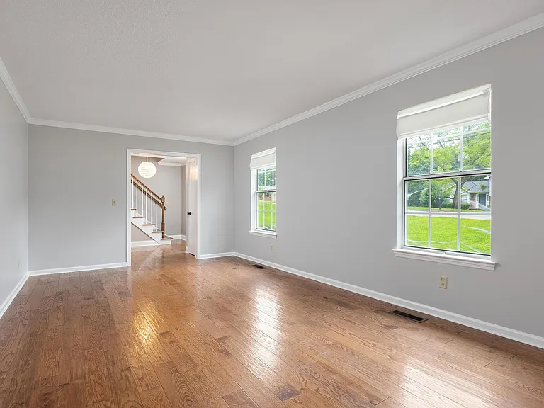 7830 Cove Ridge Dr — Photo 8