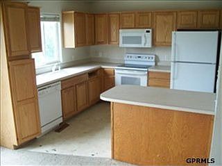 4th image of 4111 N 169th St