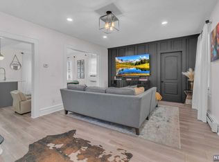 42-44 Richelieu Pl, Newark, NJ 07106