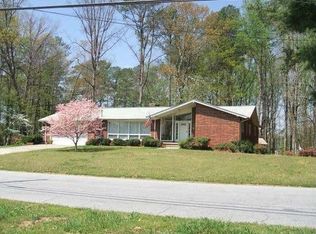 640 Cynthia Ln, Forest Park, GA 30297