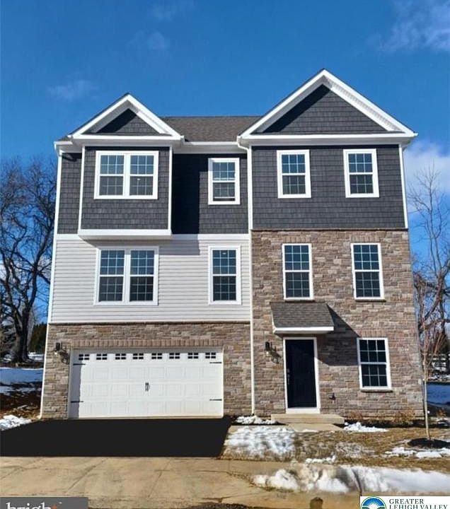 1st image of 114 Winding Rd