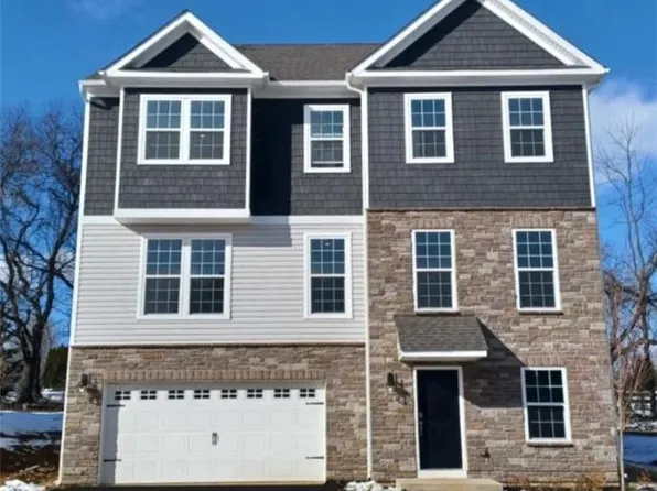 114 Winding Rd, Easton, PA 18040