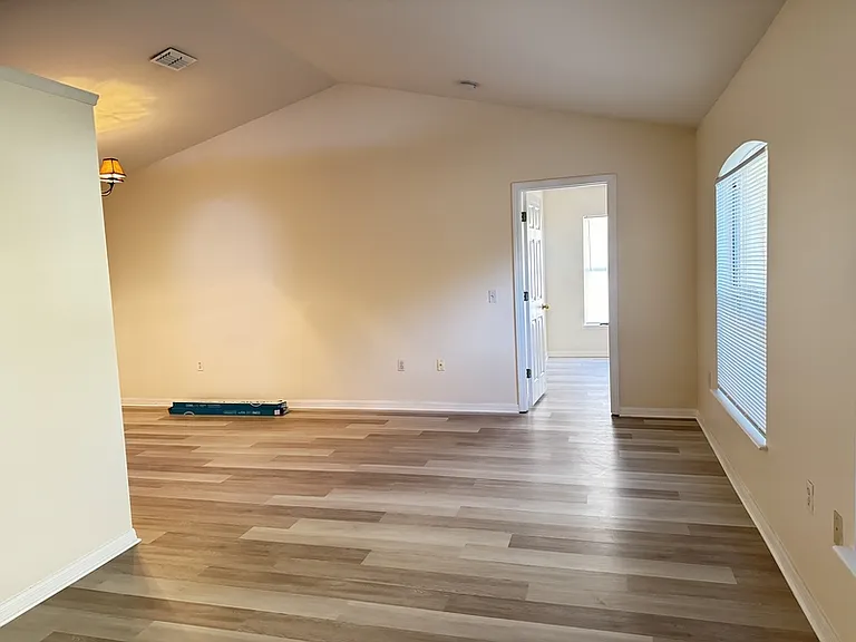 23 Zachary Wade St — Photo 3
