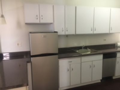 2nd image of 1532 W Wilson Ave