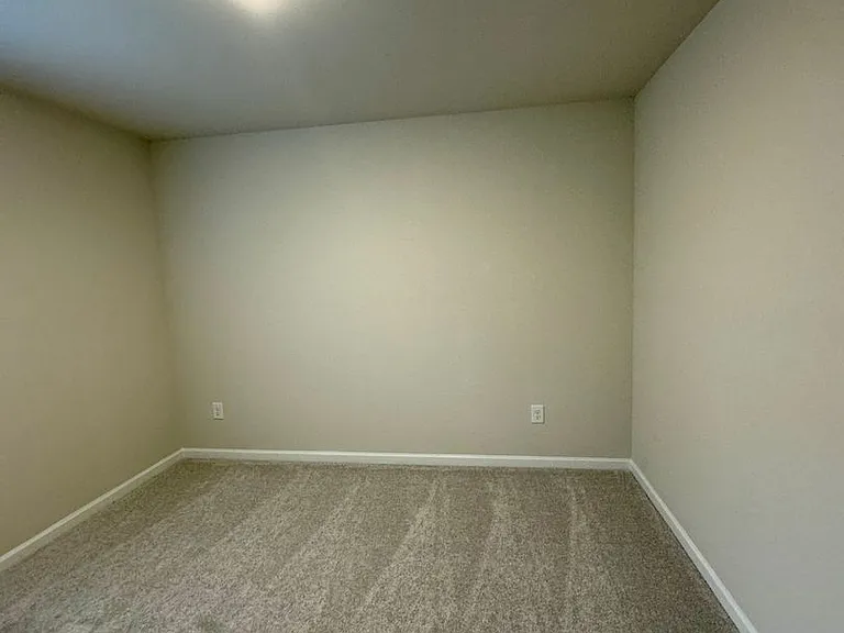 18227 Stark Way — Photo 31
