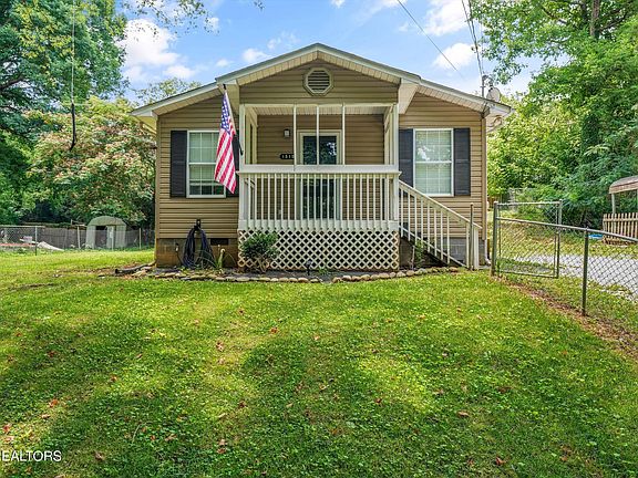 2nd image of 1515 Robert Huff Ln