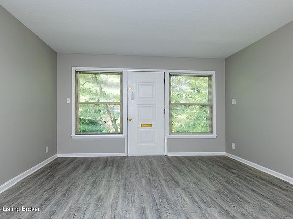 5th image of 3501 Paragon Ct Unit 31