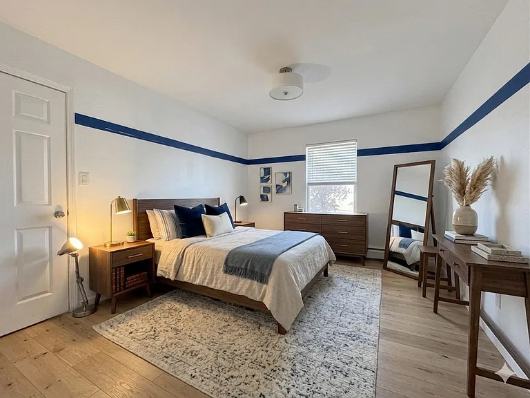 141 N Oregon Rd — Photo 4