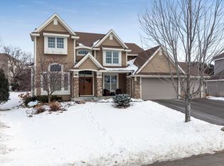 10595 Maple Blvd, Woodbury, MN 55129