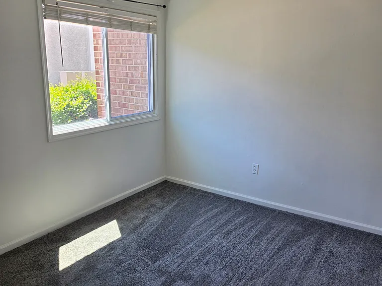 544 Wilson Bridge Dr — Photo 15