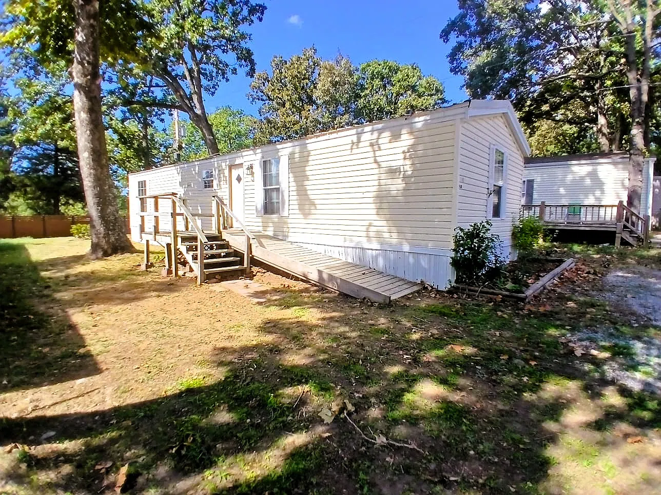 2 bed, 1060 sqft, $995 — Photo 4