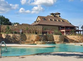 8204 Retreat Blvd, Cleburne, TX 76033