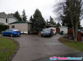 437 SW 122nd St, Seattle, WA 98146