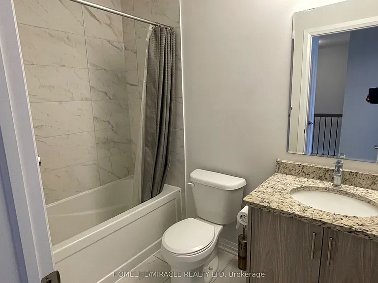 51 Sparrow Ave #20 — Photo 24