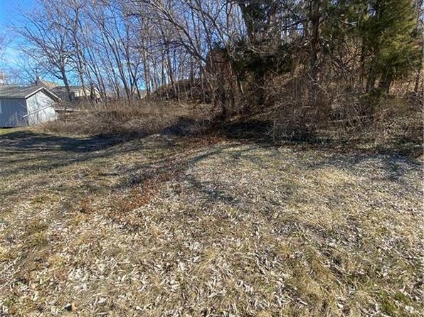 407 Winner Ave, Smithville, MO 64089