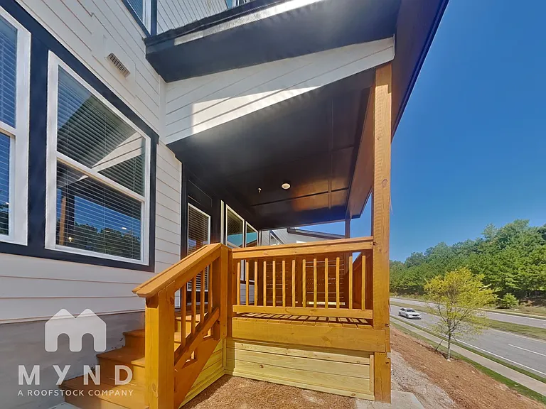 1273 Windmill Pkwy — Photo 32