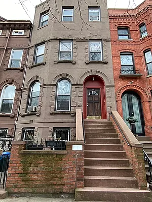 Rented by SERHANT. | media 5