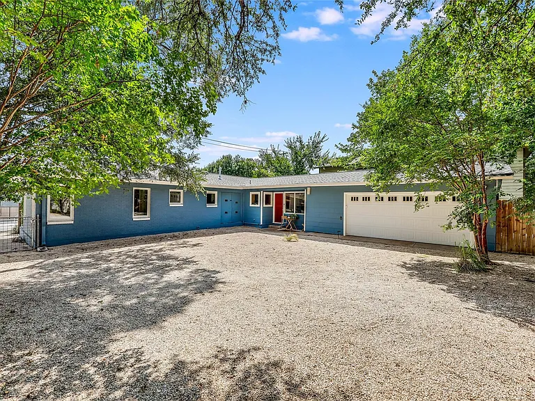 1618 Waterston Ave — Photo 37