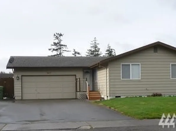 887 NW Hiyu Dr, Oak Harbor, WA 98277