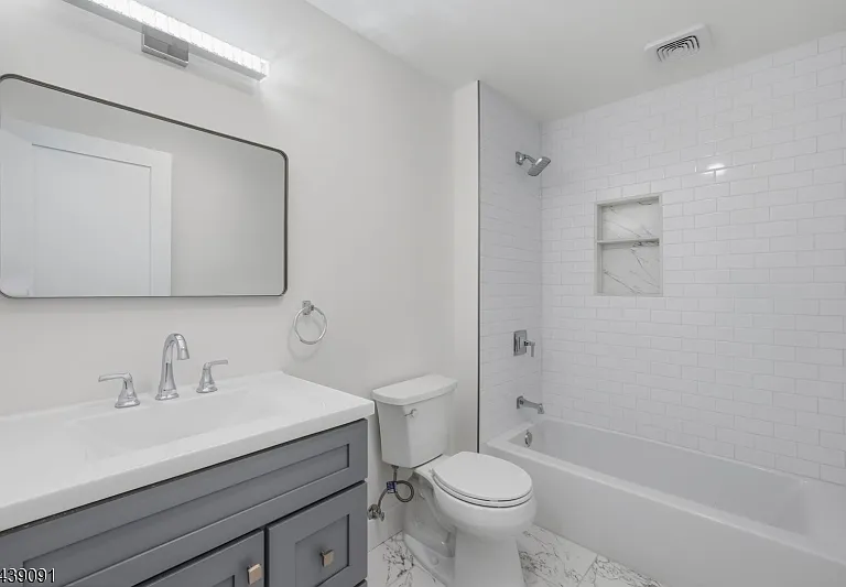 116 Valley St #2 — Photo 17