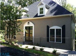 2410 Wakefield Rd, Charlottesville, VA 22901